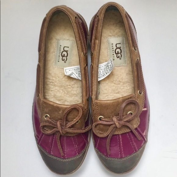 UGG Shoes - UGG Ashdale Duck Boot Shoe, Deep Bordeaux, size 6